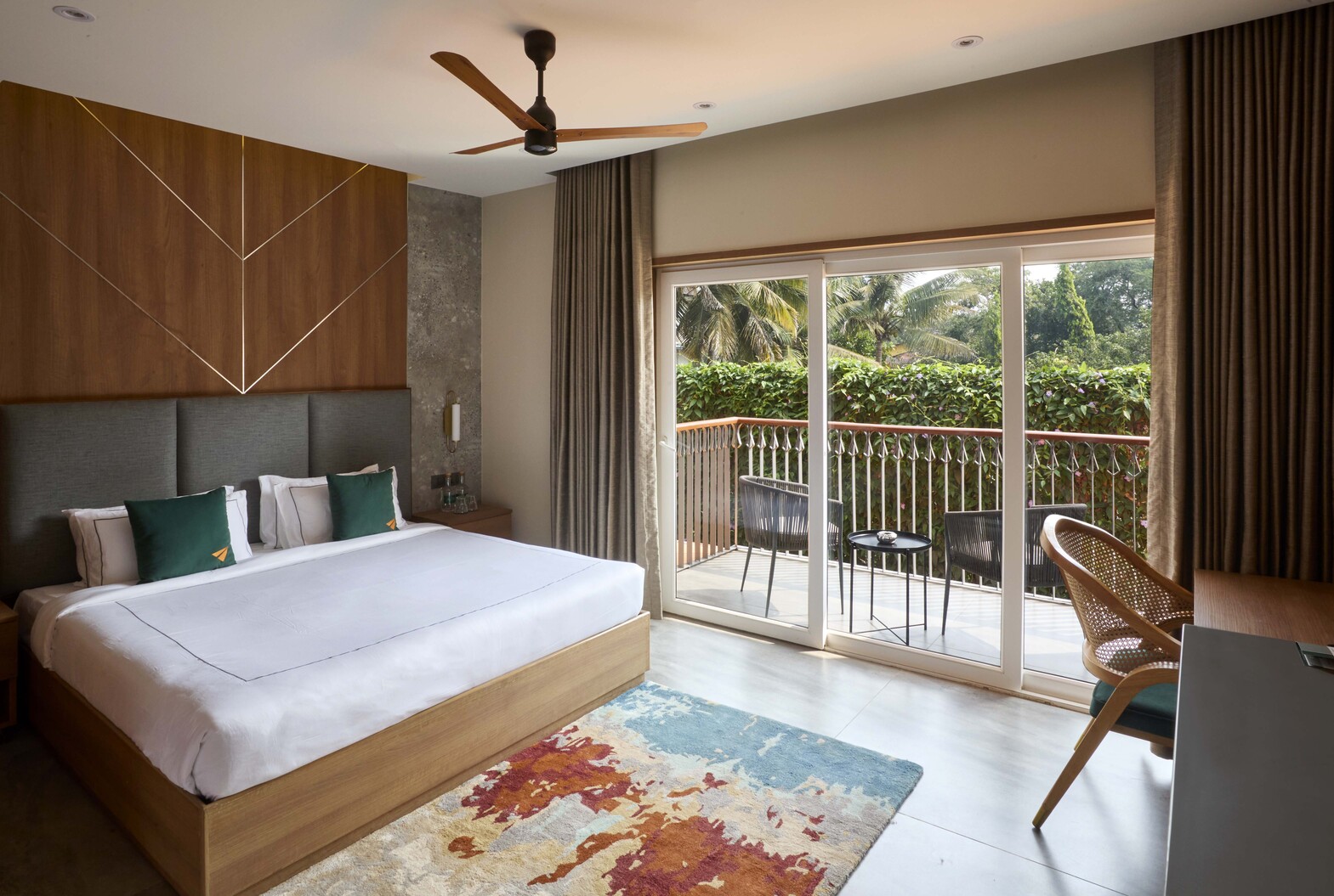 Passport Hotel Jan 26 015